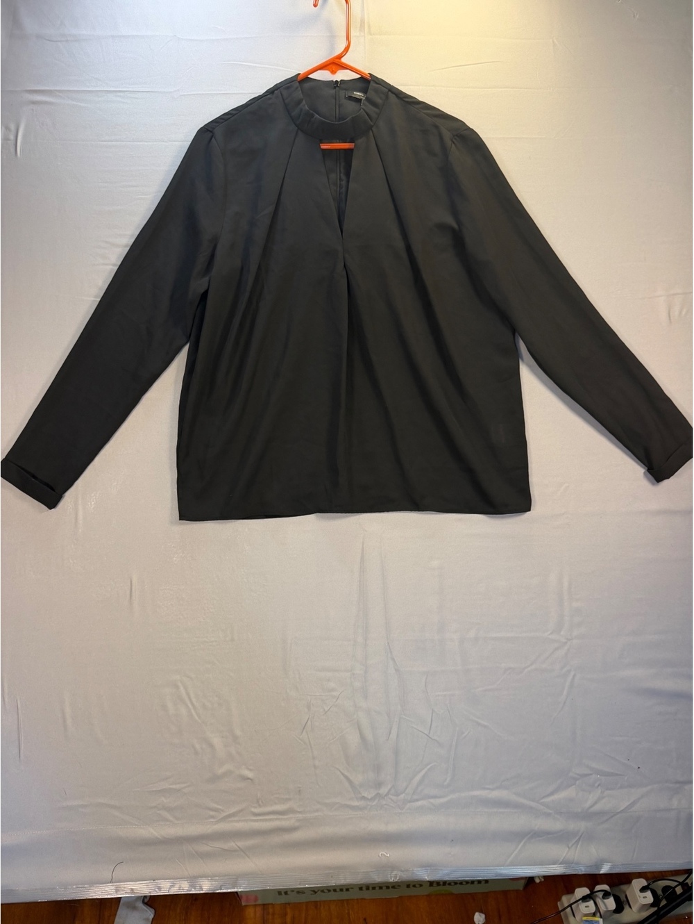 Romero & Juliet Couture Black Long Sleeve Mock Neck Keyhole Blouse Size L